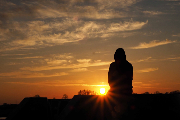 genieten van de zonsondergang